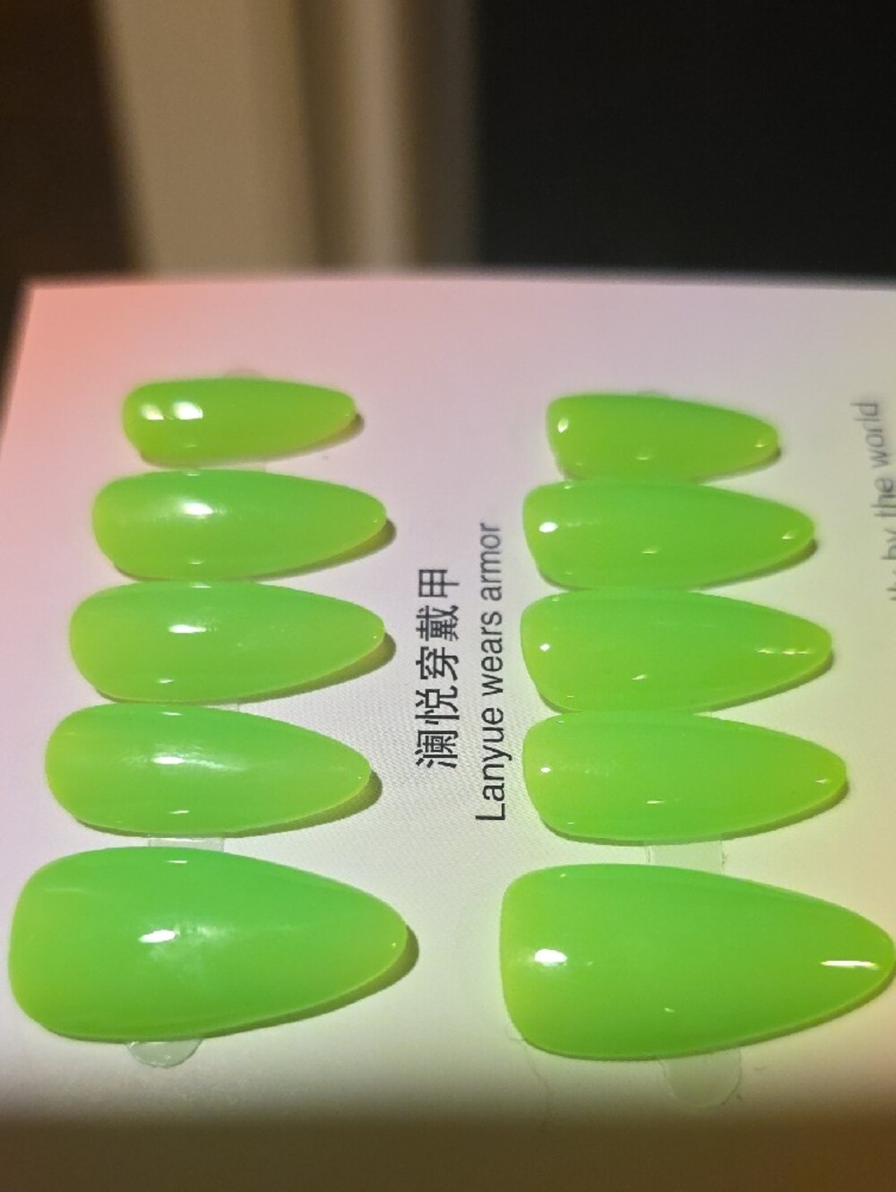 Neon Green Press-On Women's Nails Size Med - Picture 2 of 3